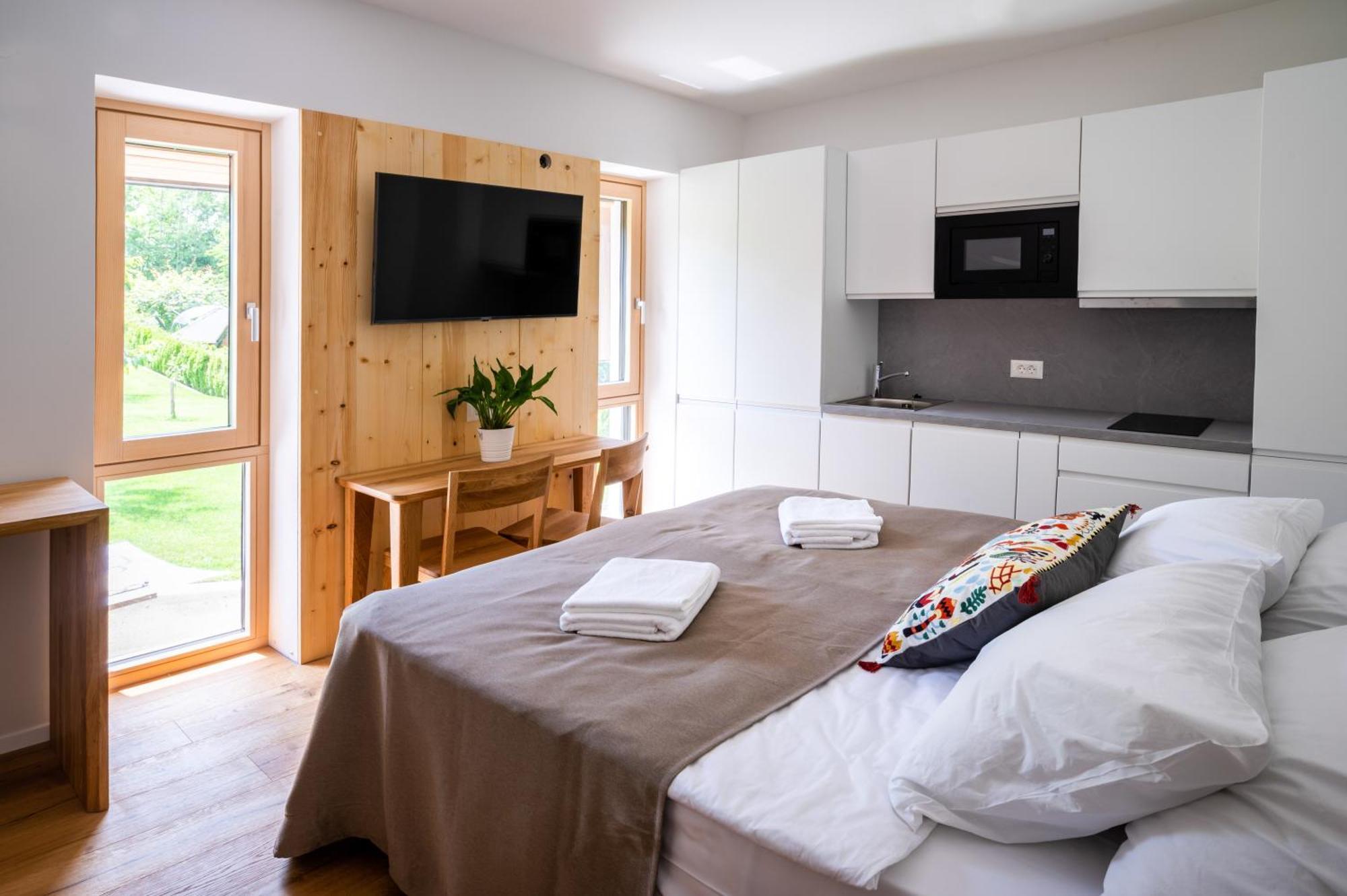 Апартаменты Lucka Bled Quiet Location, Free Bikes, Big Garden, Doctor Экстерьер фото